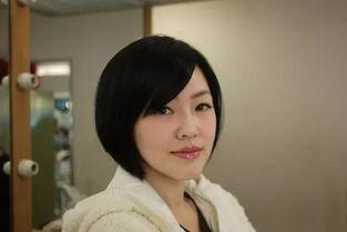 三线吃瓜娱乐圈微博,娱乐圈三线明星的瓜田奇遇记